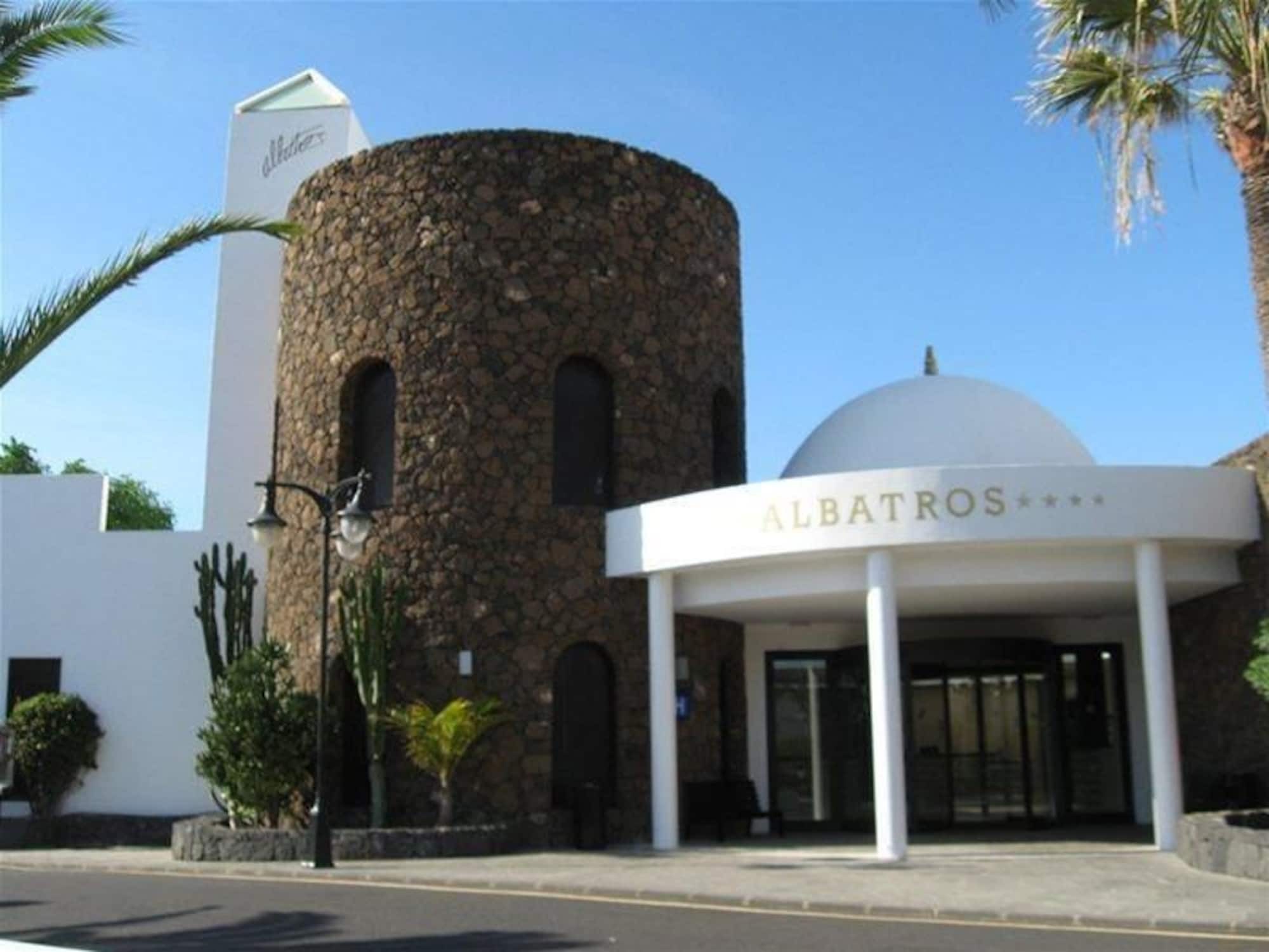 Allsun Hotel Albatros Costa Teguise Extérieur photo
