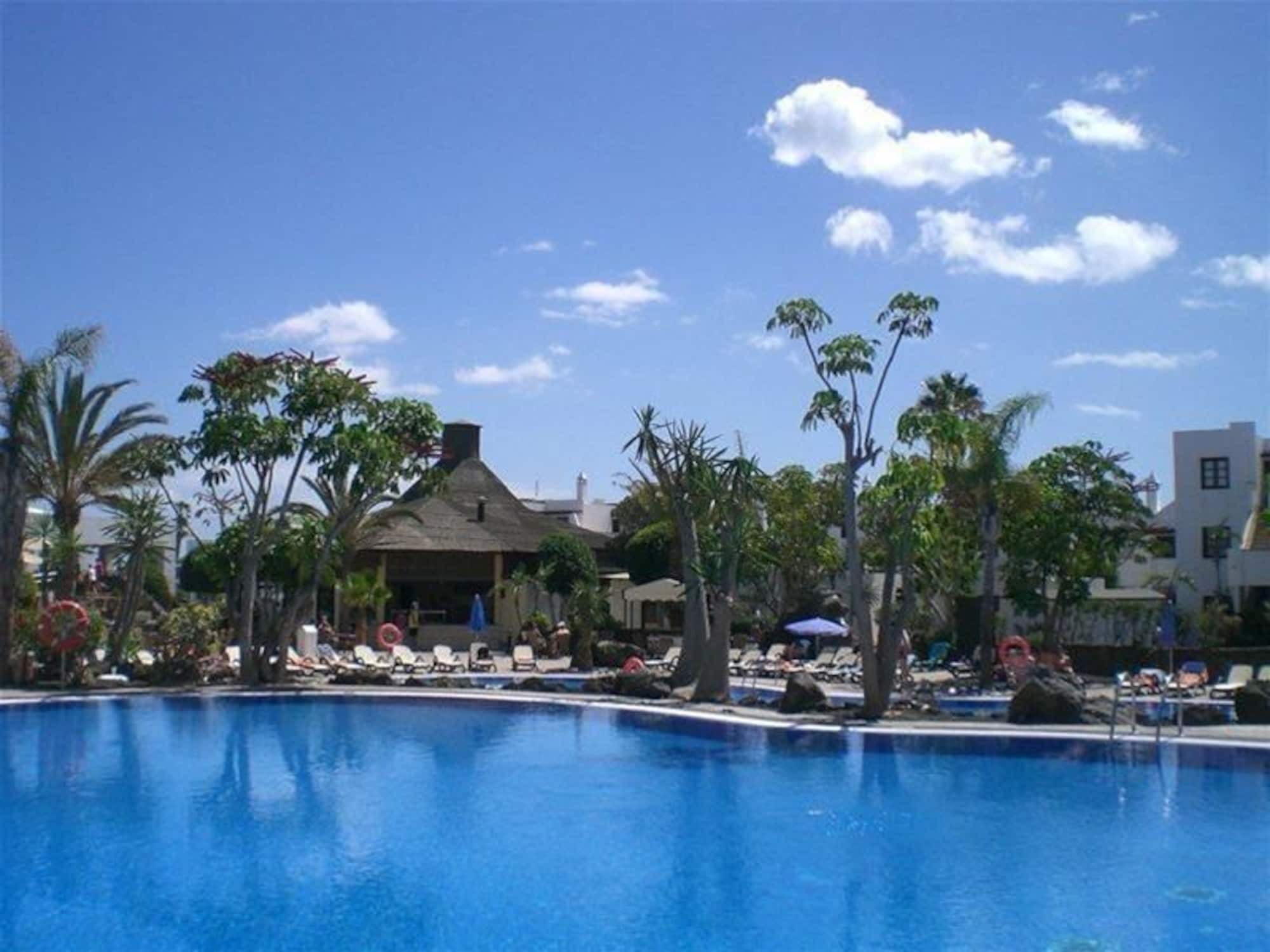 Allsun Hotel Albatros Costa Teguise Extérieur photo
